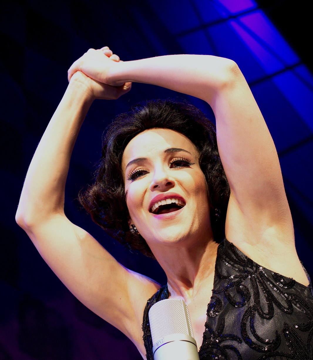 Musical sobre Bibi Ferreira é destaque na programação do Theatro José de Alencar