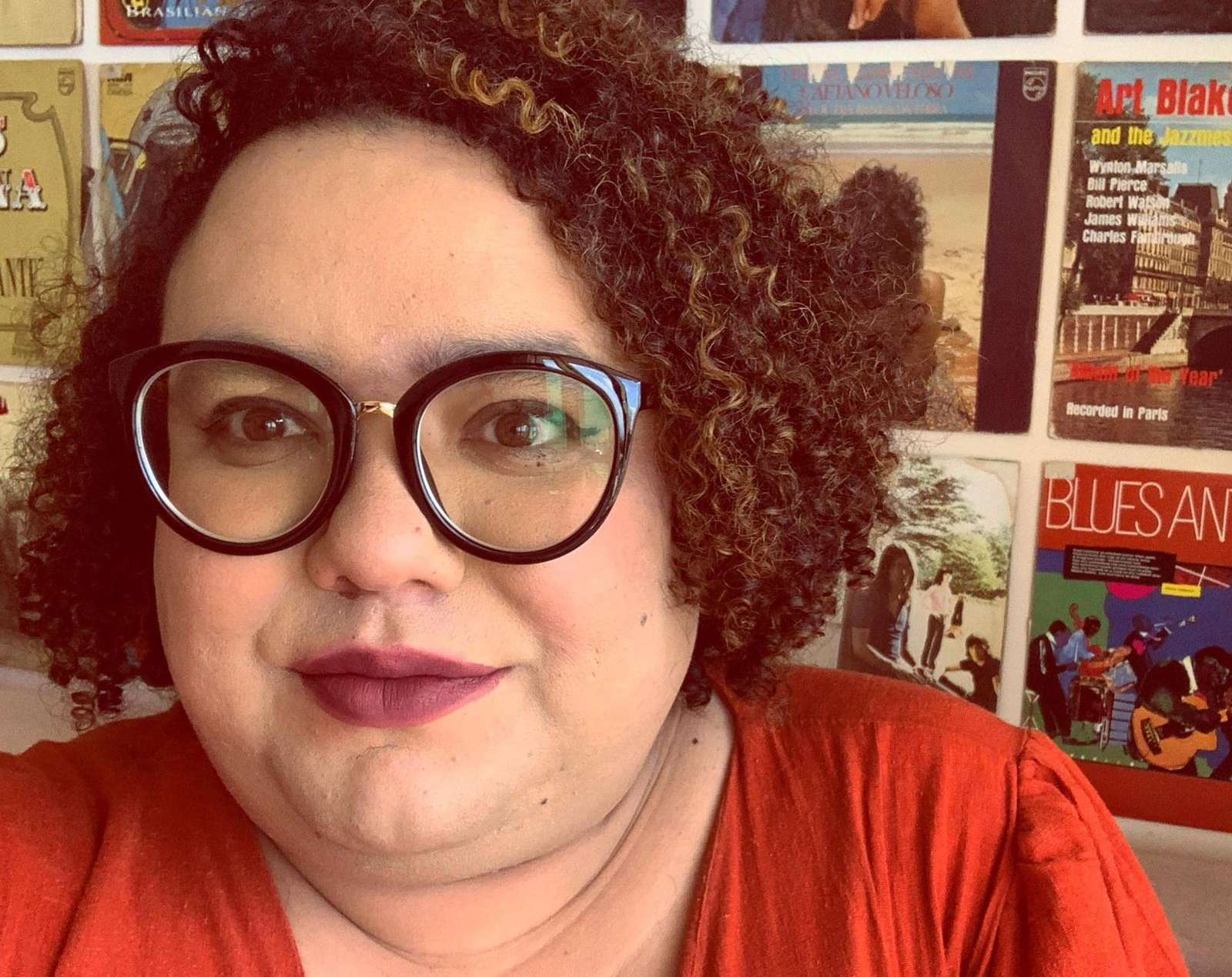 “Tomada LBT”: Sexto episódio recebe Ana Carneiro e Helena Vieira com transmissão pelo YouTube do TJA - Secretaria da Cultura - Secult-CE