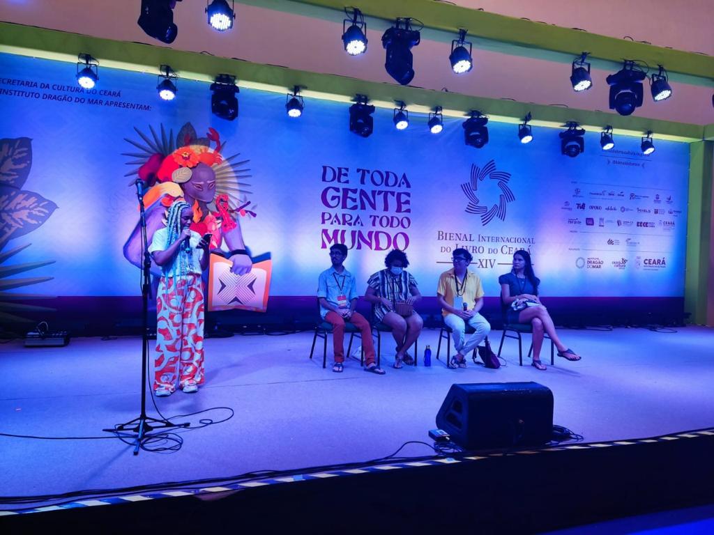 Jóvenes de la periferia son protagonistas en la Bienal con espacio para presentaciones de producciones individuales y colectivas