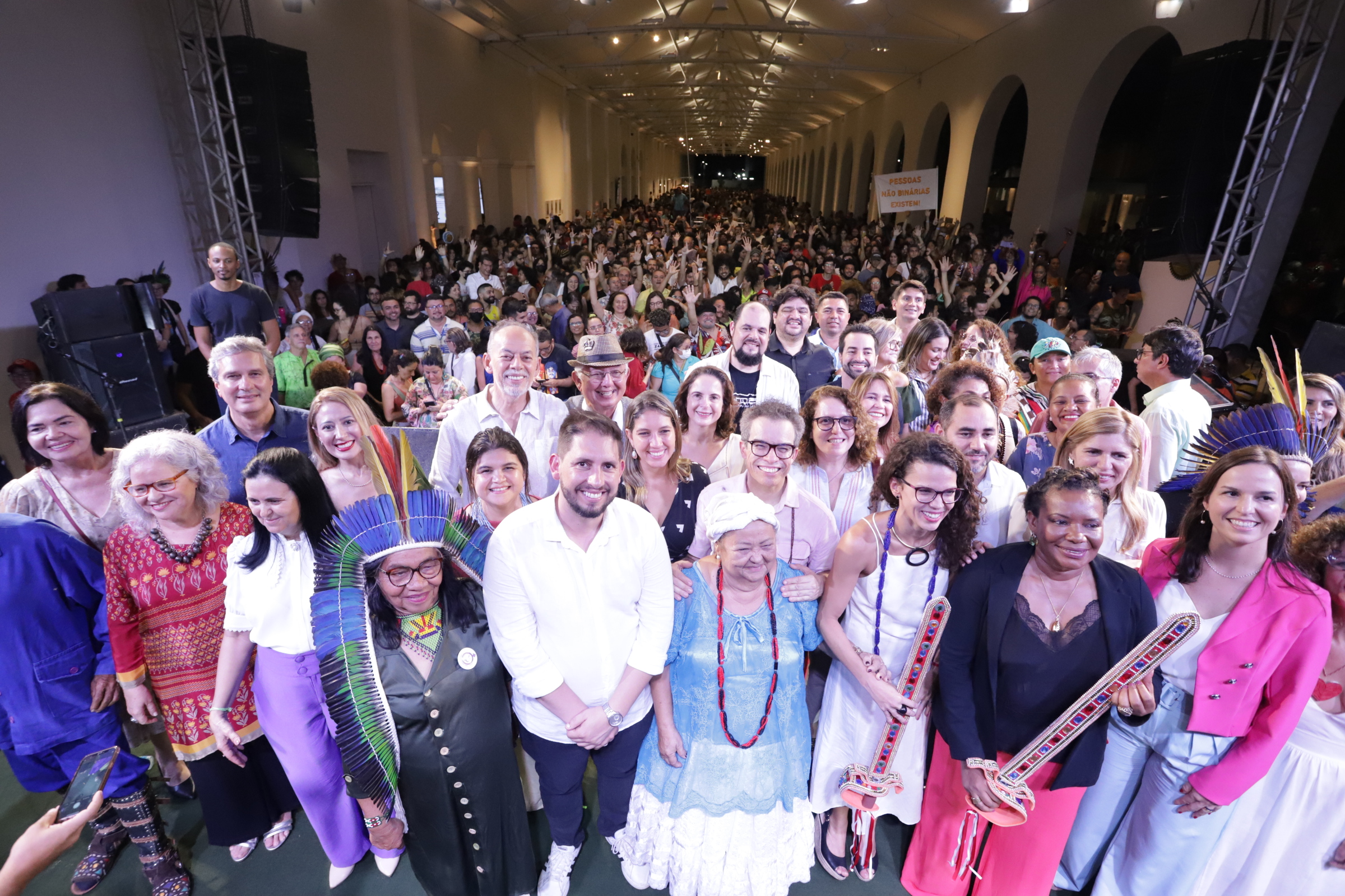 Cerimônia de transmissão de cargo da secretária da Cultura do Estado do Ceará, Luisa Cela, reuniu a ministra da Cultura Margareth Menezes e seu secretariado