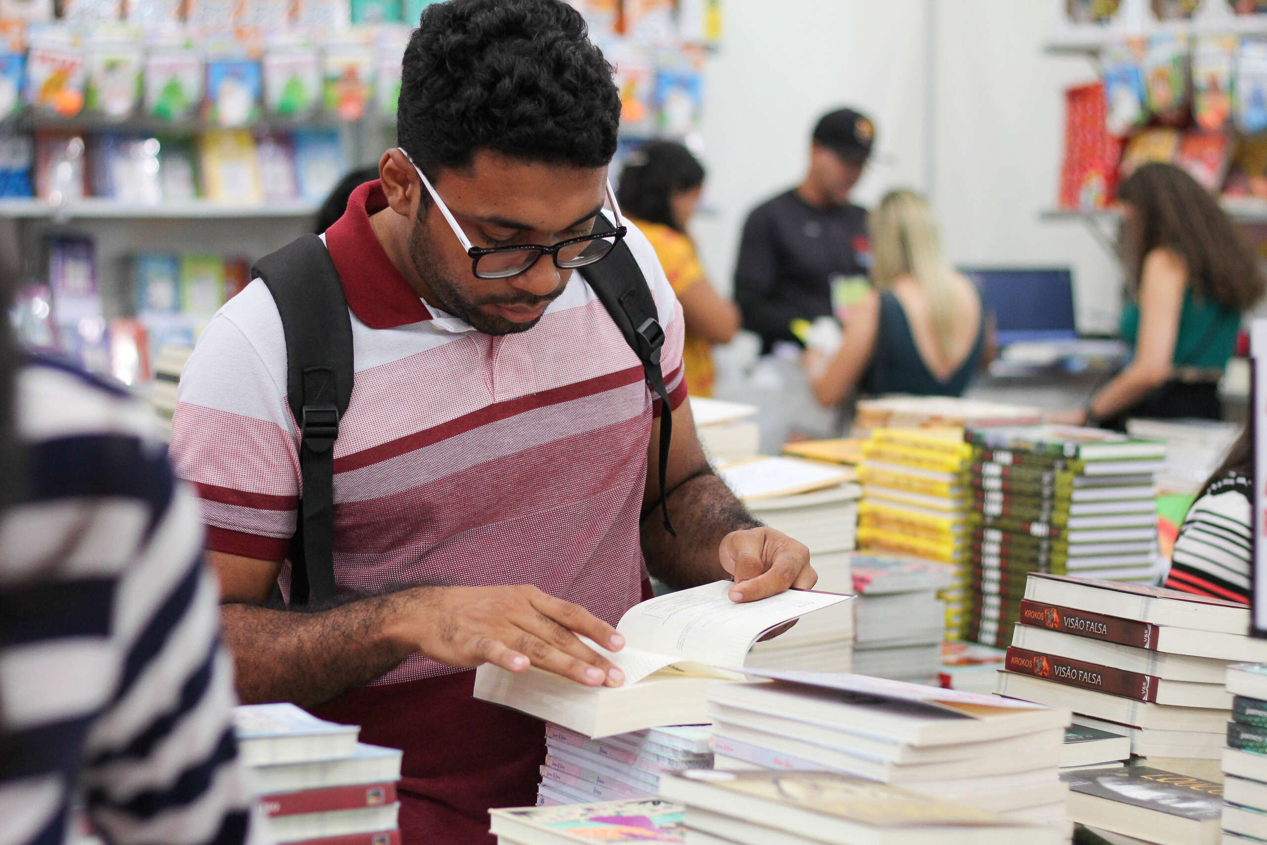 Governo do Ceará promove descentralização das políticas de livro e leitura com a realização de Festas Literárias no estado