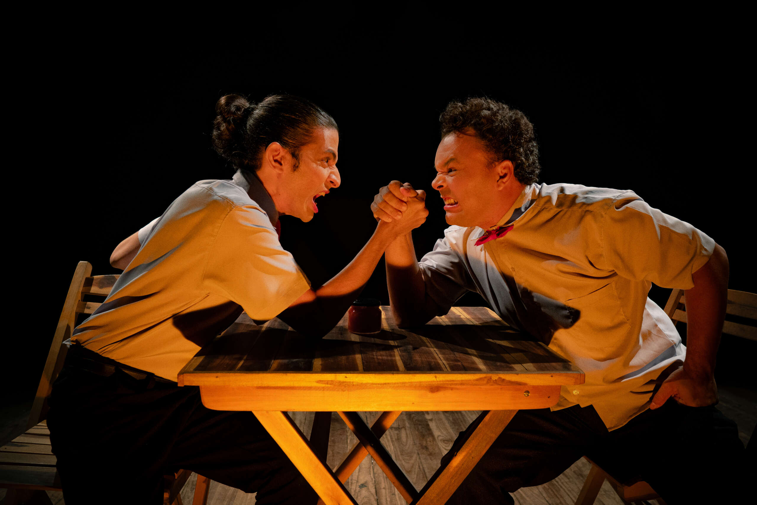 Cidadania cultural e artes cênicas movimentam a programação do Teatro Carlos Câmara