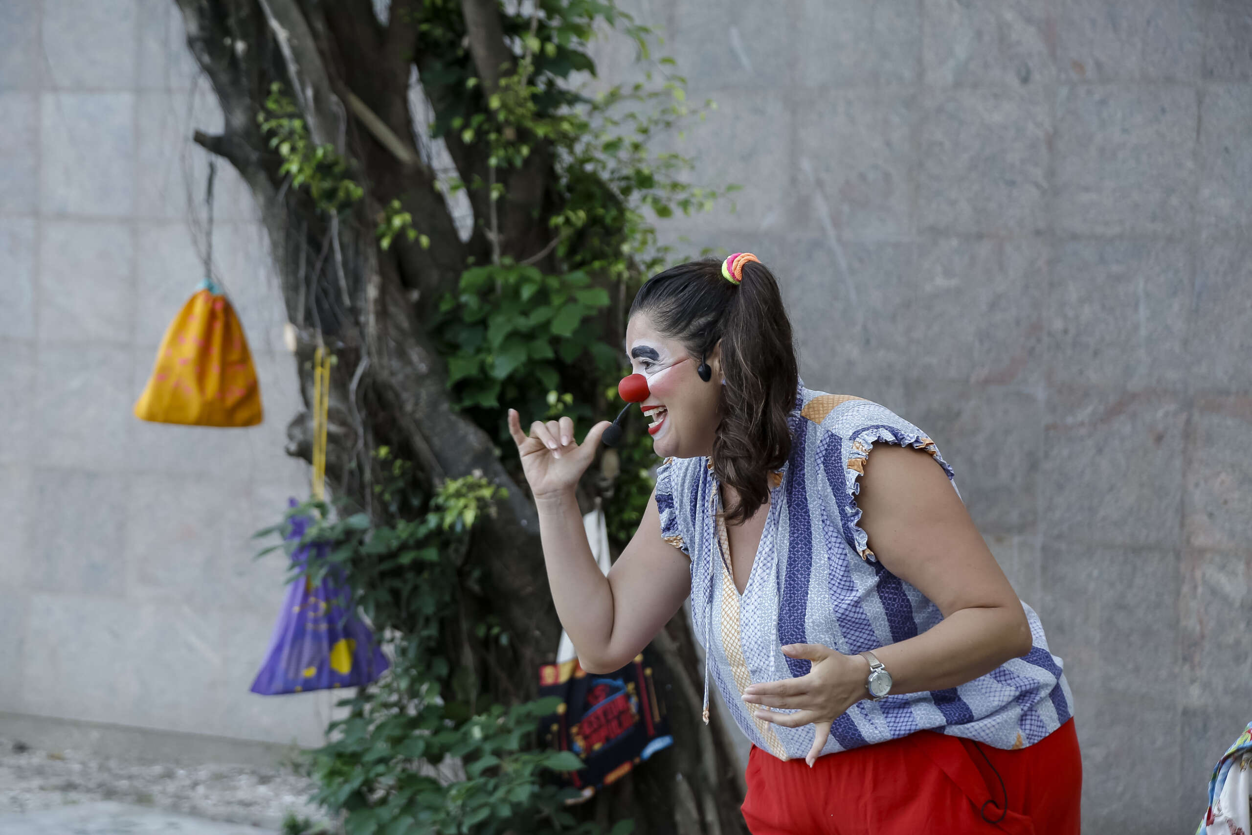 Teatro Carlos Câmara abre o mês de março com protagonismo feminino no Teatro e no Circo